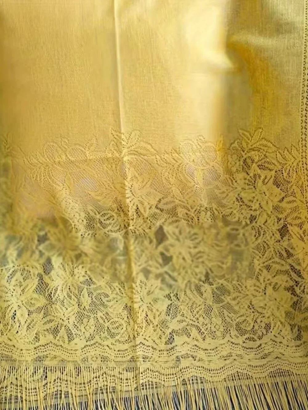 YELLOW SCARF/SHAWL/WRAP